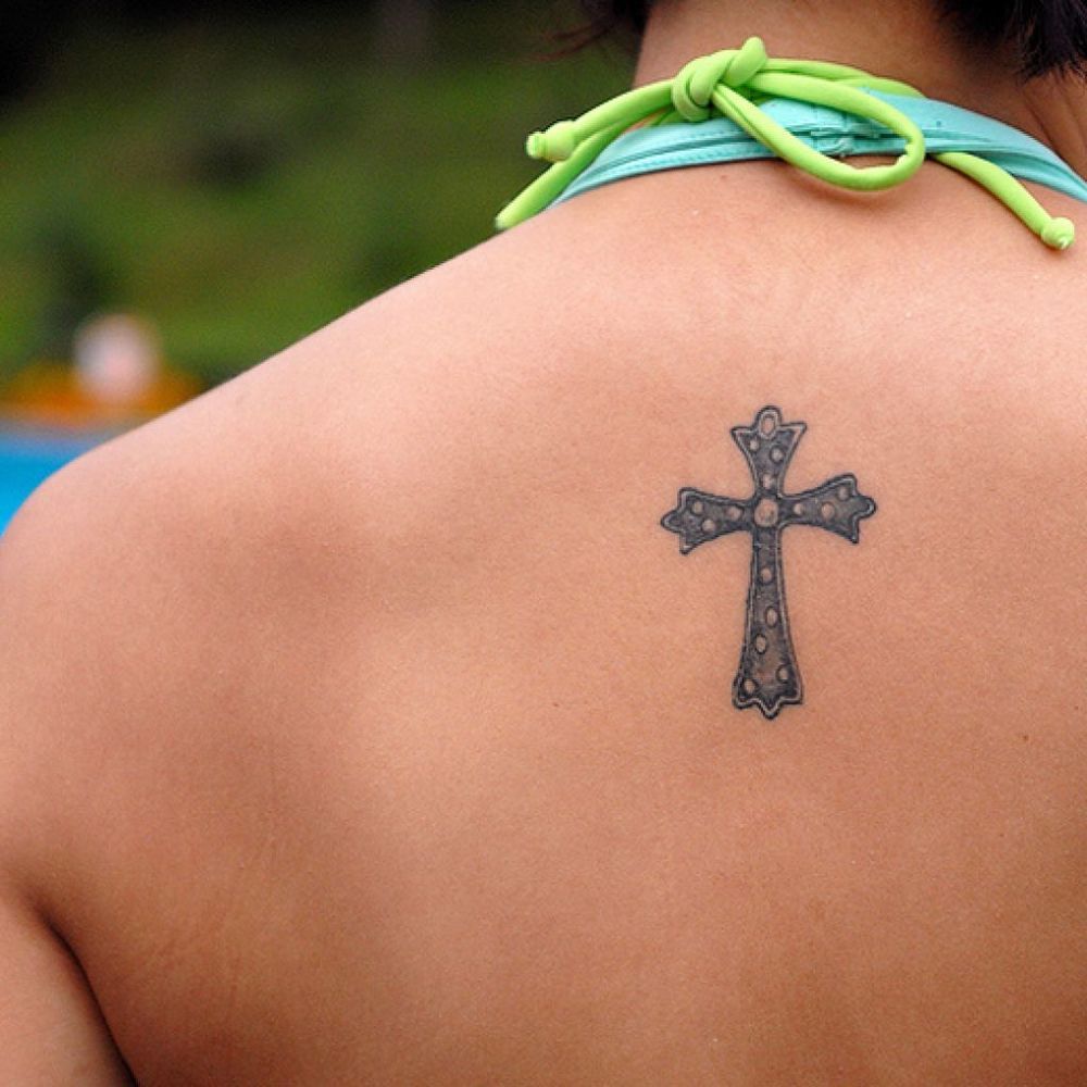 Tatuajes de cruz, diseños, ideas, imágenes y significados